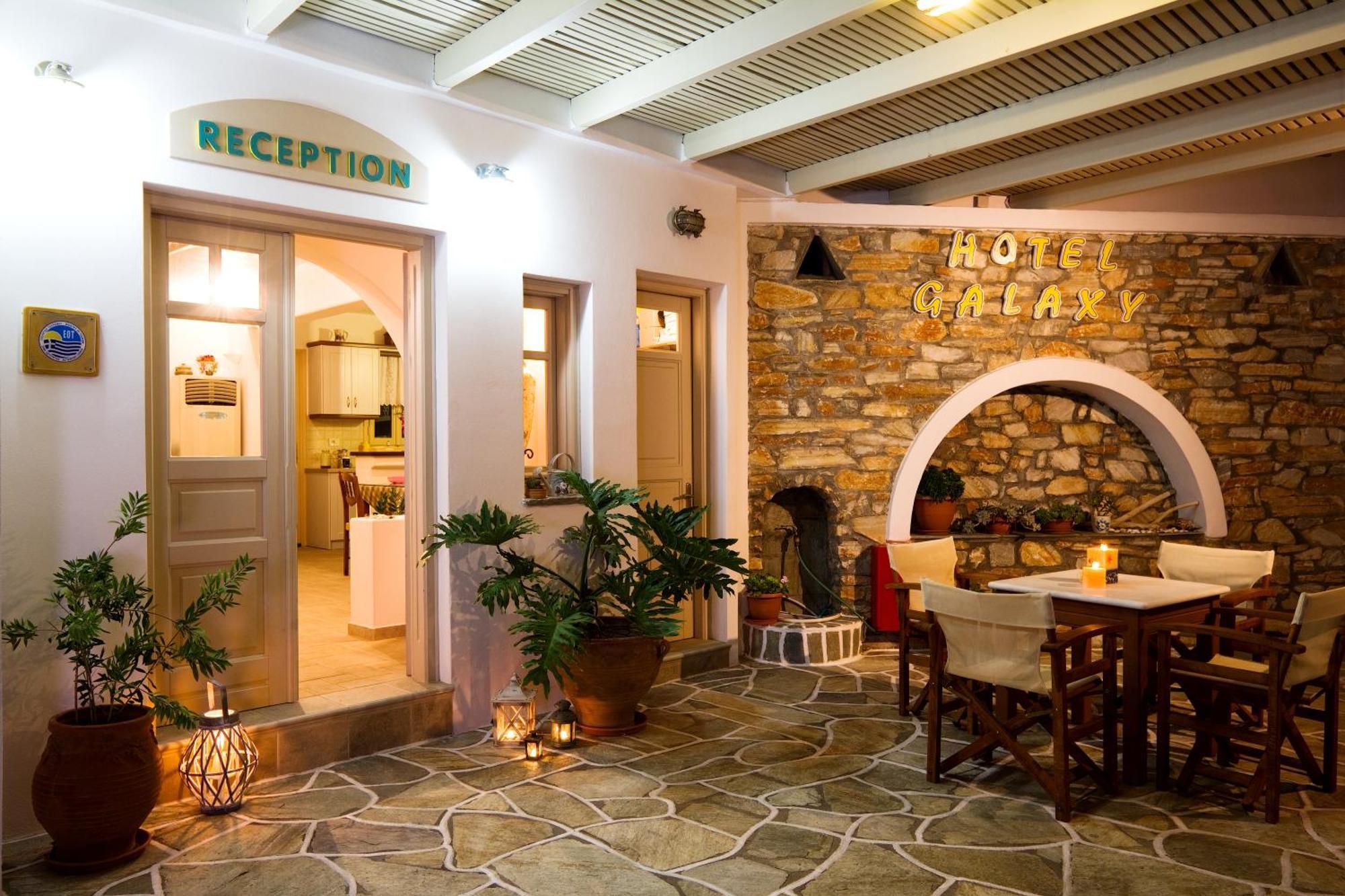 מילופוטאס Galaxy Hotel מראה חיצוני תמונה