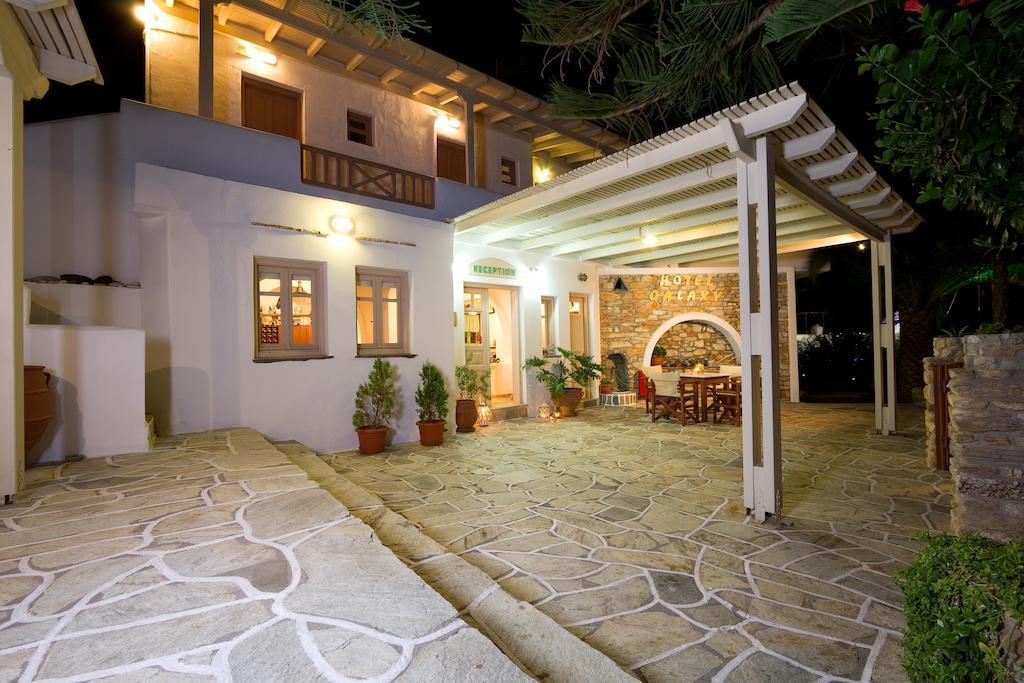 מילופוטאס Galaxy Hotel מראה חיצוני תמונה